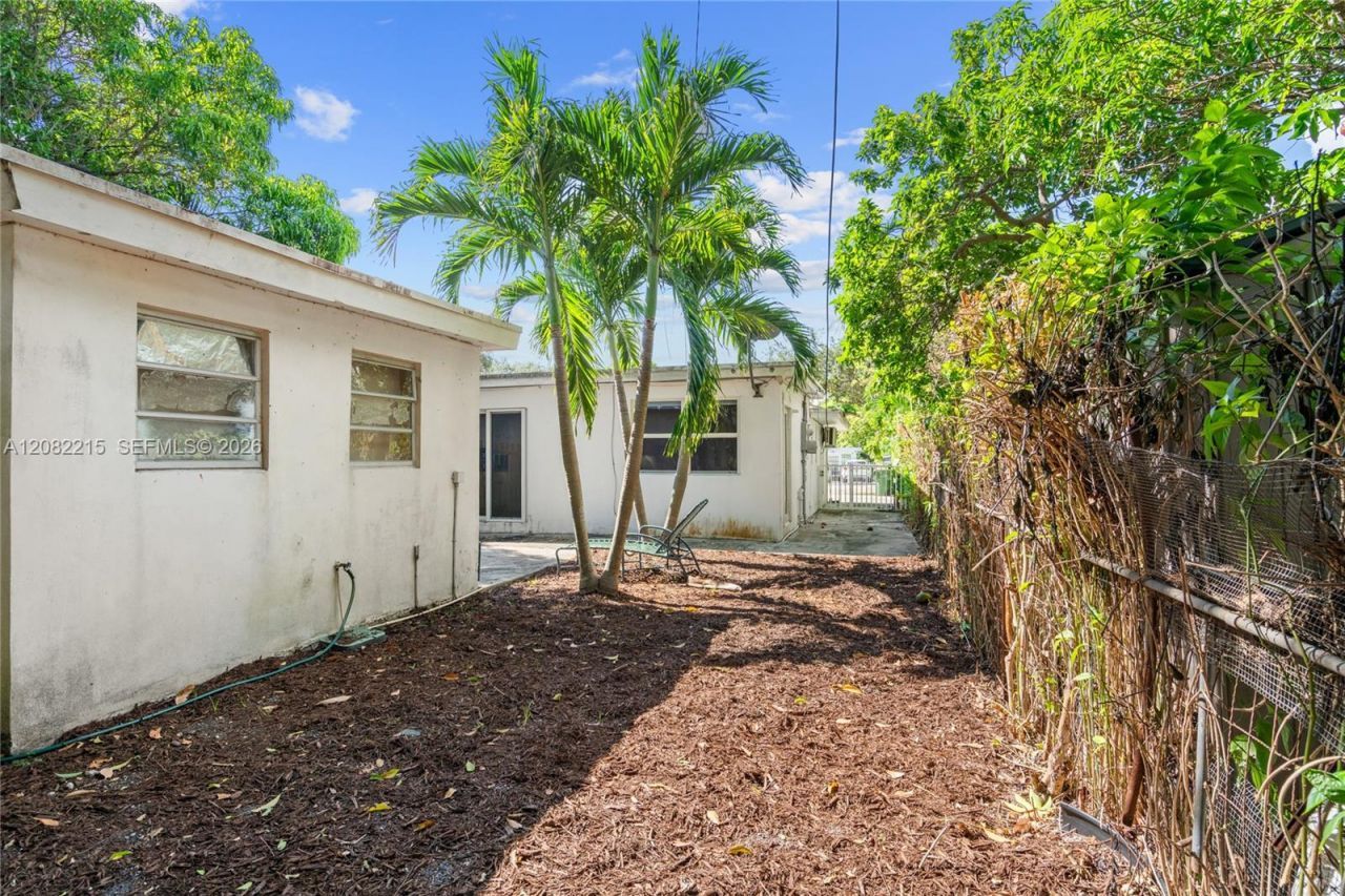 175 NW 121st St , North Miami, FL 33168 Photo