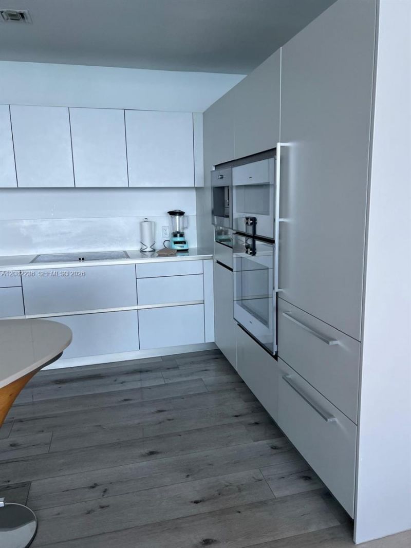 16901 Collins Ave , Unit 704, Sunny Isles Beach, FL 33160 Photo