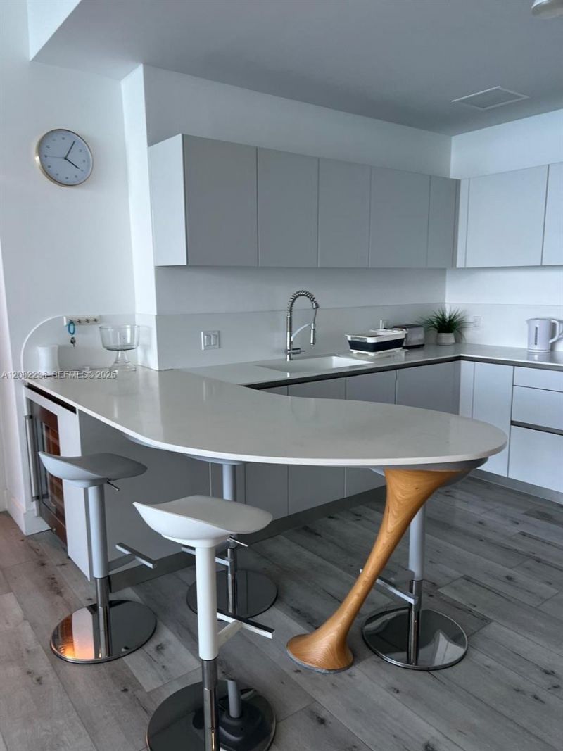 16901 Collins Ave , Unit 704, Sunny Isles Beach, FL 33160 Photo