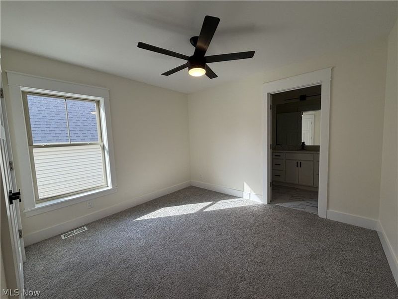 1881 Woodlawn Avenue, Cleveland, OH 44112 Photo 25