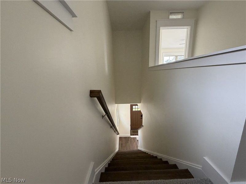 1881 Woodlawn Avenue, Cleveland, OH 44112 Photo 35