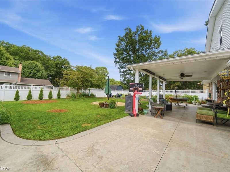 831 Oakcrest Lane NE, Massillon, OH 44646 Photo 33