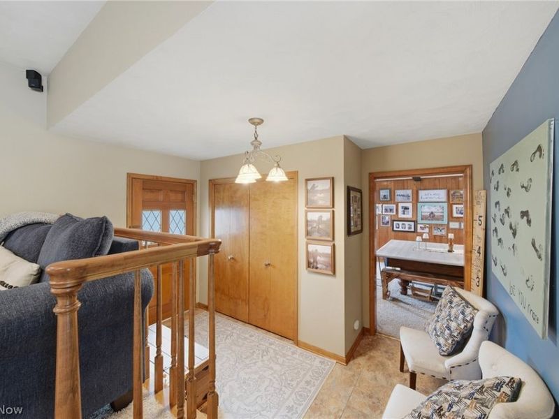 831 Oakcrest Lane NE, Massillon, OH 44646 Photo 6