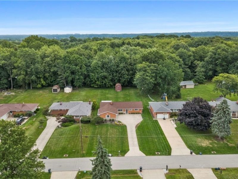 8127 Litto Drive, Strongsville, OH 44136 Photo 24