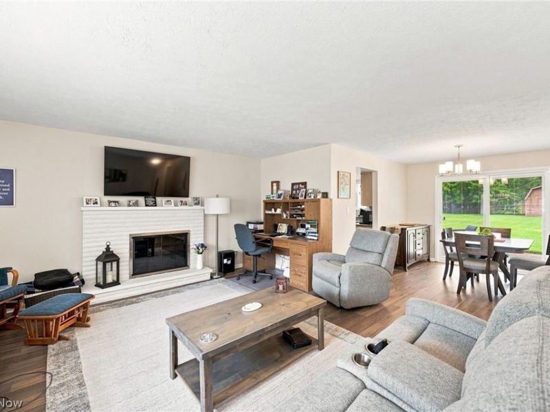 8127 Litto Drive, Strongsville, OH 44136 Photo 4