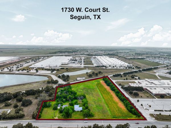 0 W Court Street, Seguin, TX 78155