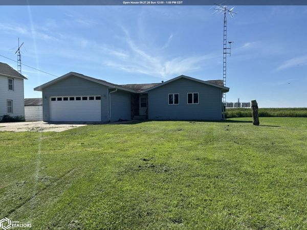 809 Grand Avenue, Alden, IA 50006