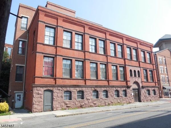18 Market Street, Paterson, NJ 07501