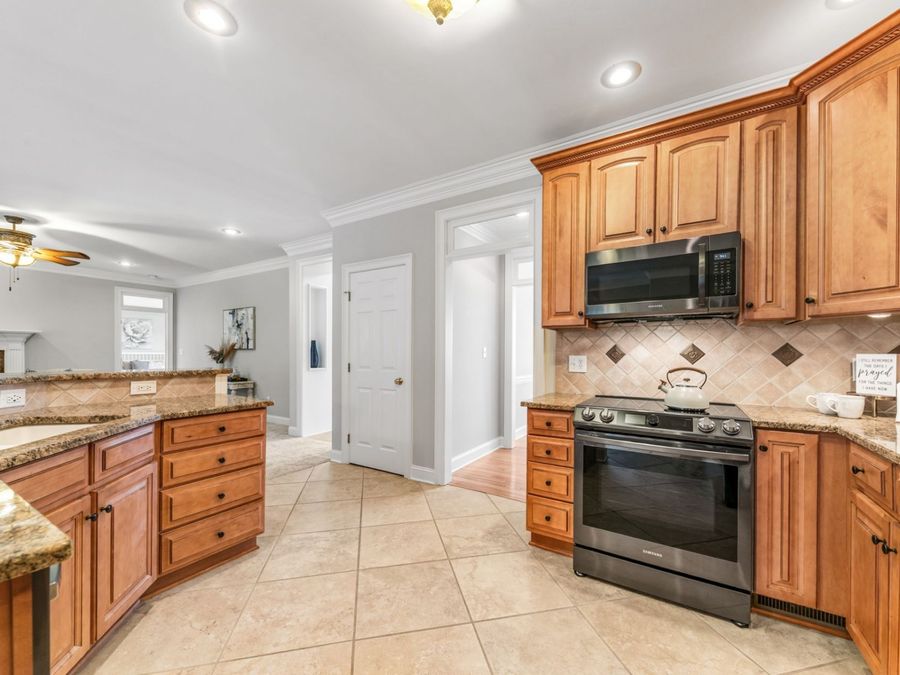 Property Image 28