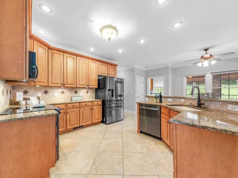 Property Image 29