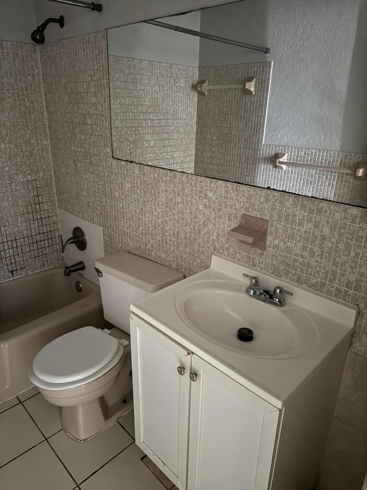 4231 NW 31st Avenue, Unit 1, Lauderdale Lakes, FL 33309 Photo