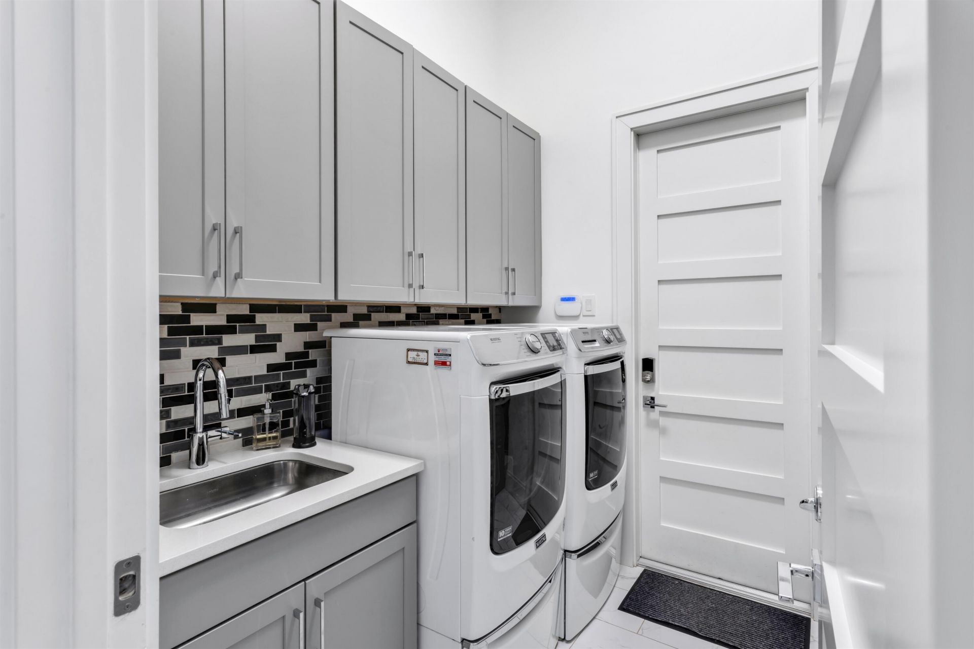 904 NW 2nd Street, Boca Raton, FL 33486 Photo