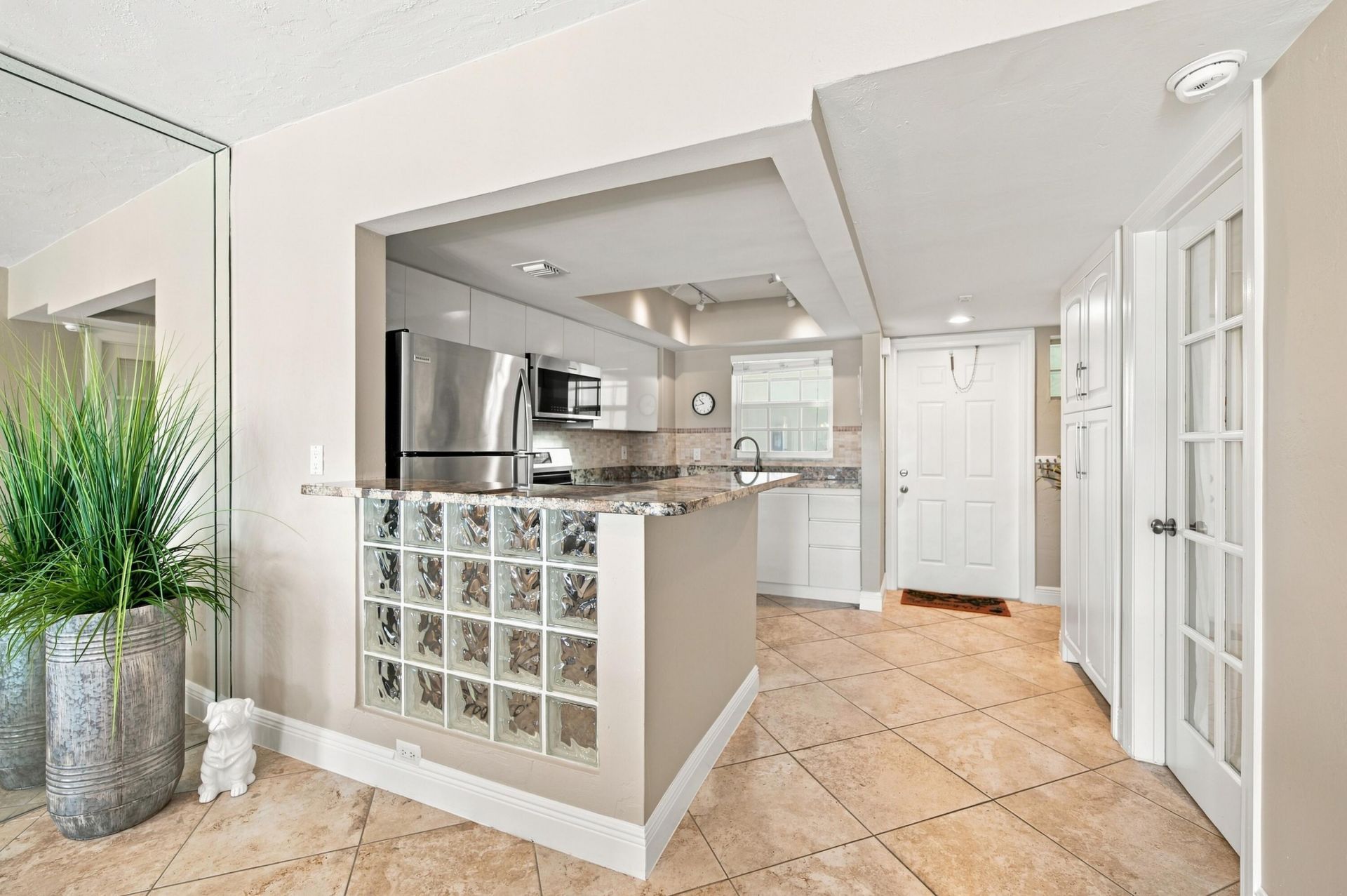 140 NE 28th Avenue, Unit 602, Pompano Beach, FL 33062 Photo