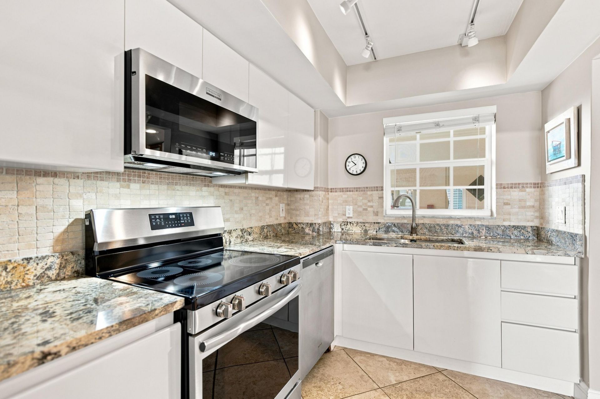 140 NE 28th Avenue, Unit 602, Pompano Beach, FL 33062 Photo