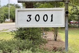 3001 Broad Street  photo 4