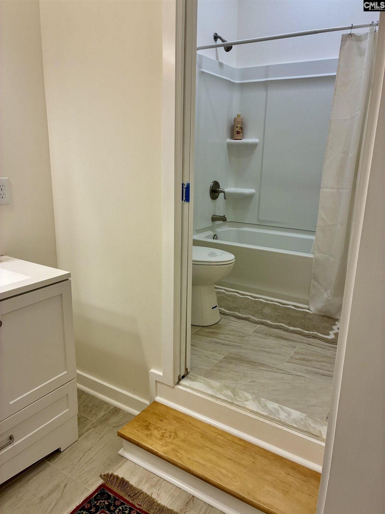 3001 Broad Street  Photo 28