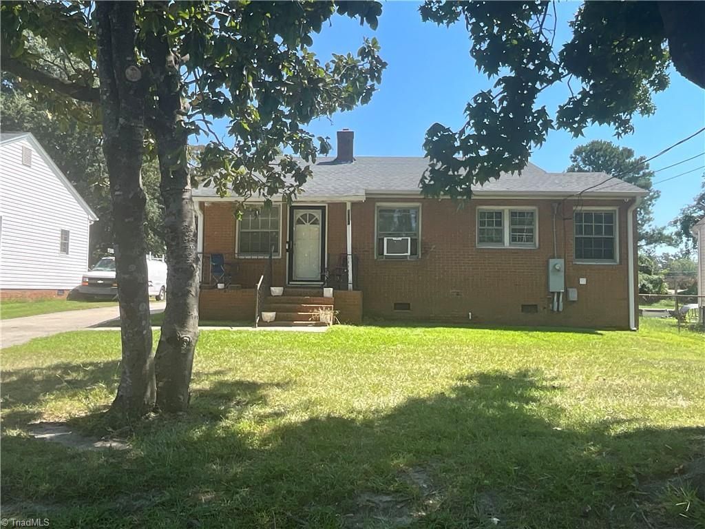 1107 Avalon Road, Greensboro, NC 27401 Main Photo