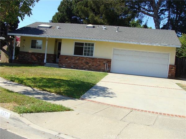 8521 Merle, Huntington Beach, CA 92647