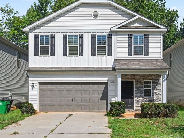 7323 Neal Road , Charlotte, NC 28262