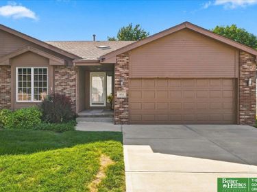 4114 N 210 Street, Elkhorn, NE 68022