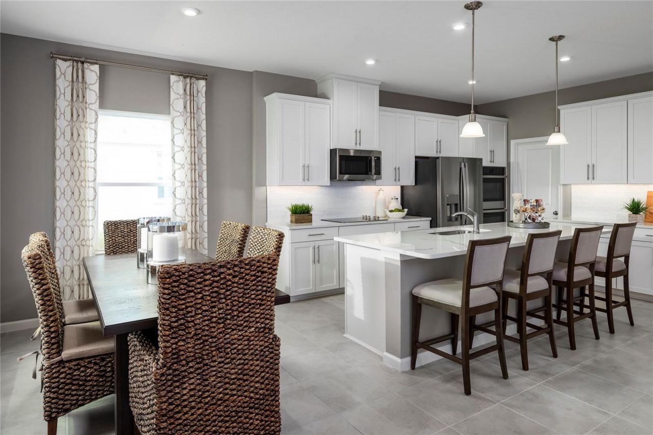 8628 Swan View Circle, Leesburg, FL 34788 Photo