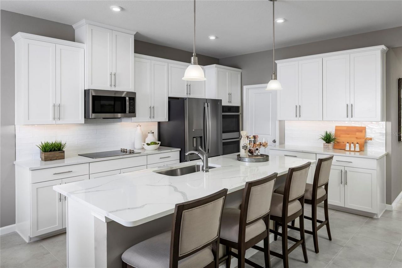 8628 Swan View Circle, Leesburg, FL 34788 Photo