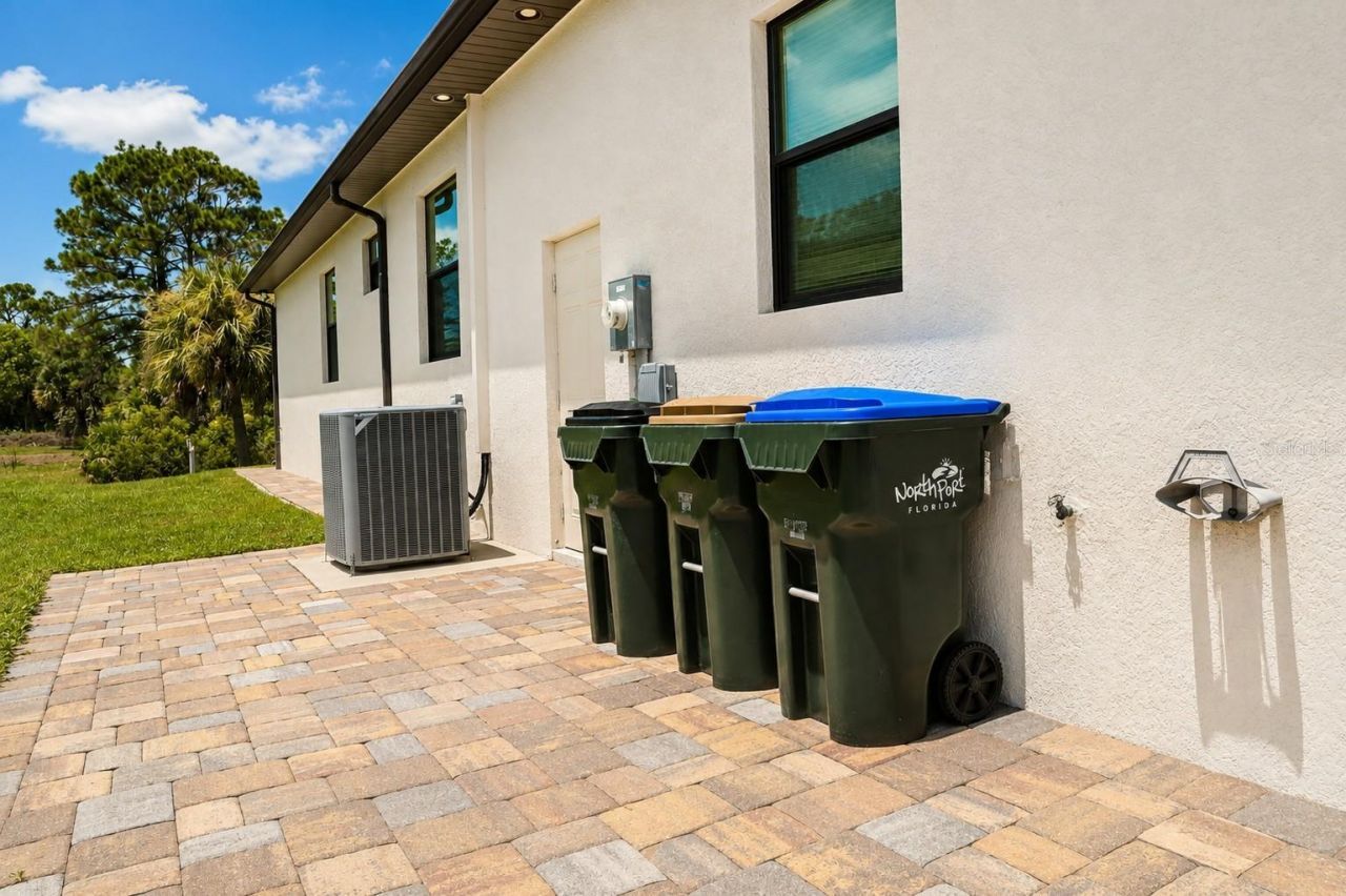 2197 Nita Terrace, North Port, FL 34286 Photo