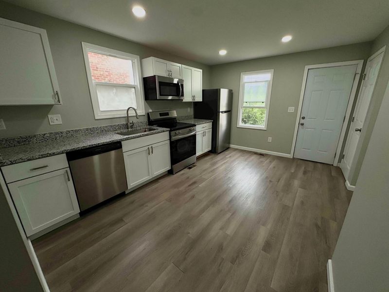 750 S Harris Avenue , Unit #750, Columbus, OH 43204 Photo 16