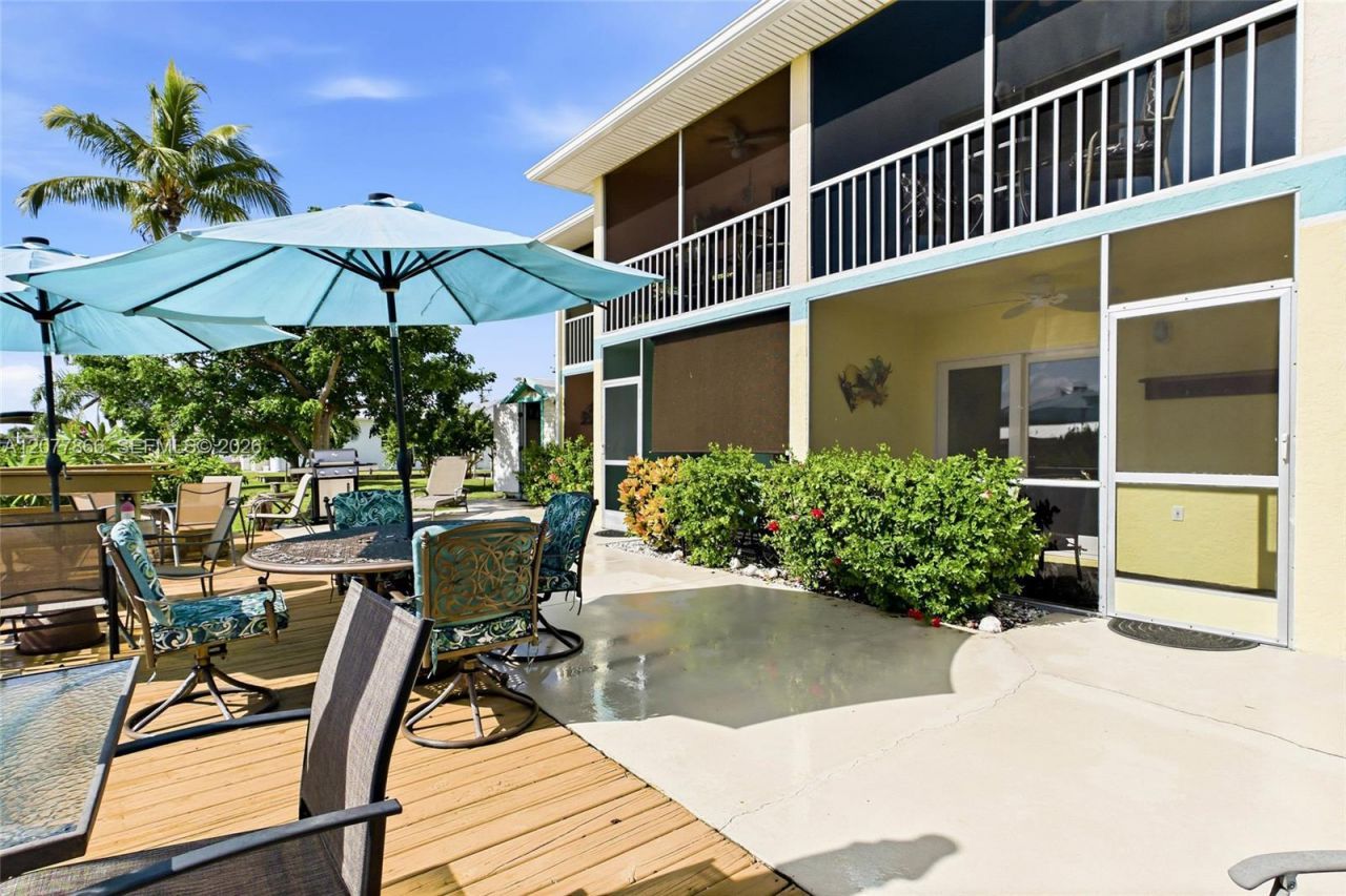 3226 Stringfellow Road , Saint James City, FL 33956 Photo