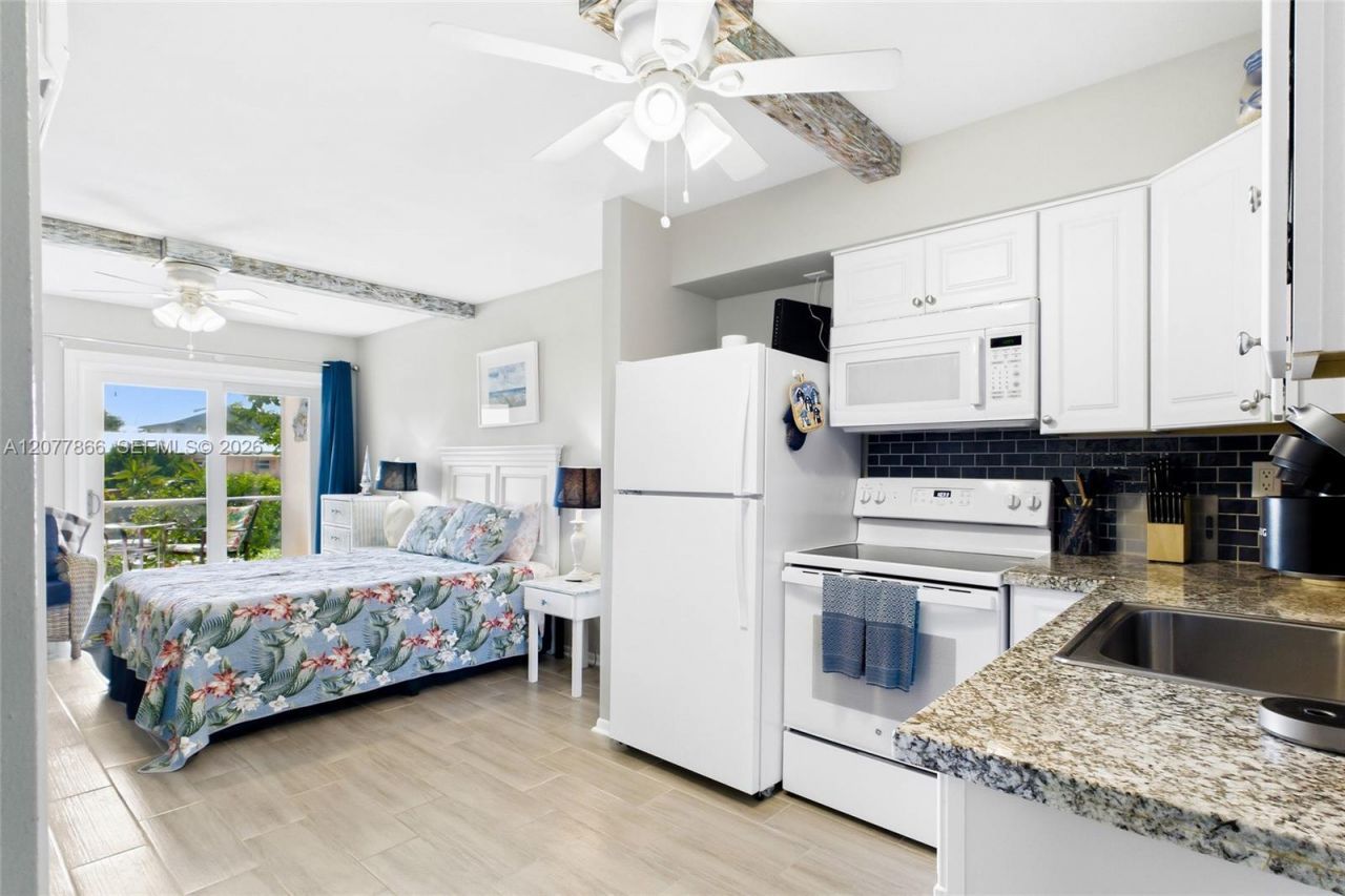 3226 Stringfellow Road , Saint James City, FL 33956 Photo