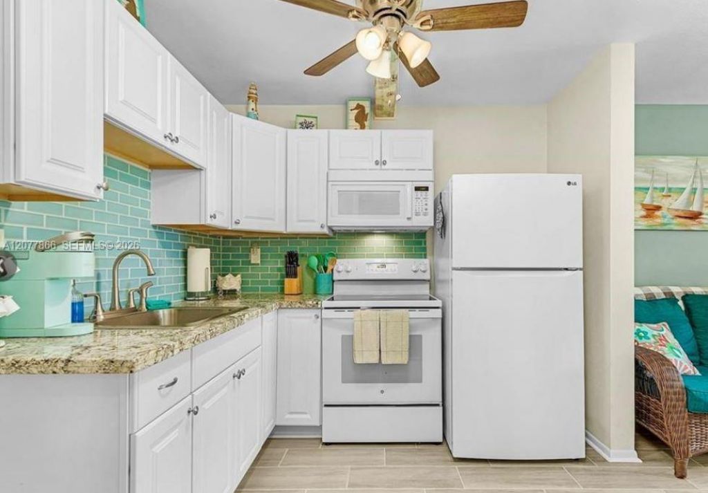 3226 Stringfellow Road , Saint James City, FL 33956 Photo