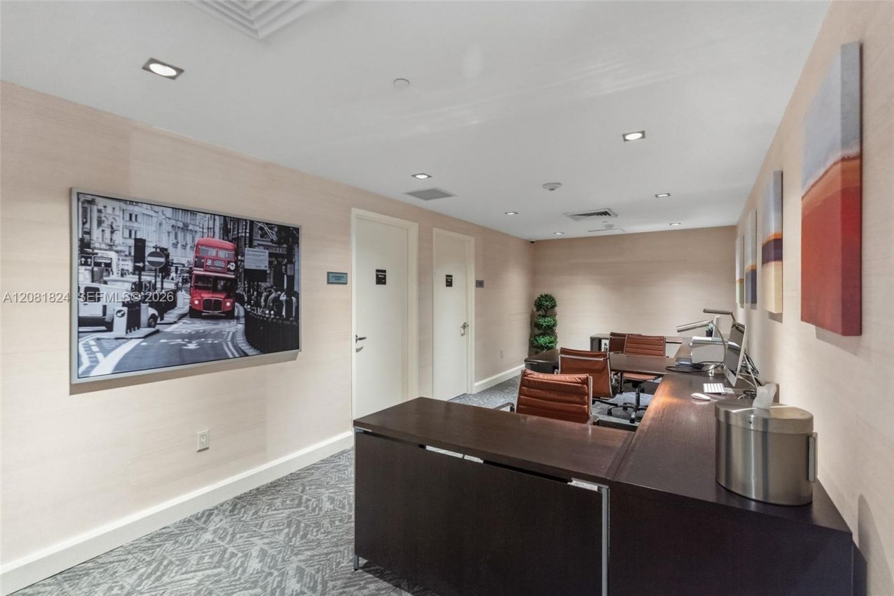 950 Brickell Bay Dr , Unit 3111, Miami, FL 33131 Photo