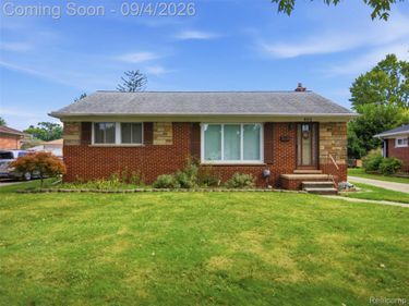 932 N Esplanade Street, Mt Clemens, Mi 48043