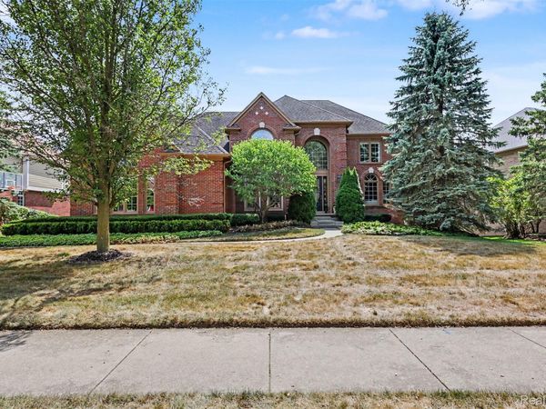24034 Broadmoor Park Lane, Novi, Mi 48374