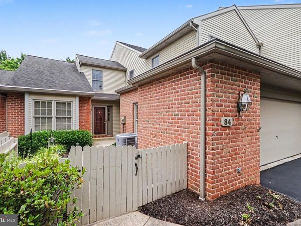 84 CAMBRIDGE DRIVE, HERSHEY, PA 17033