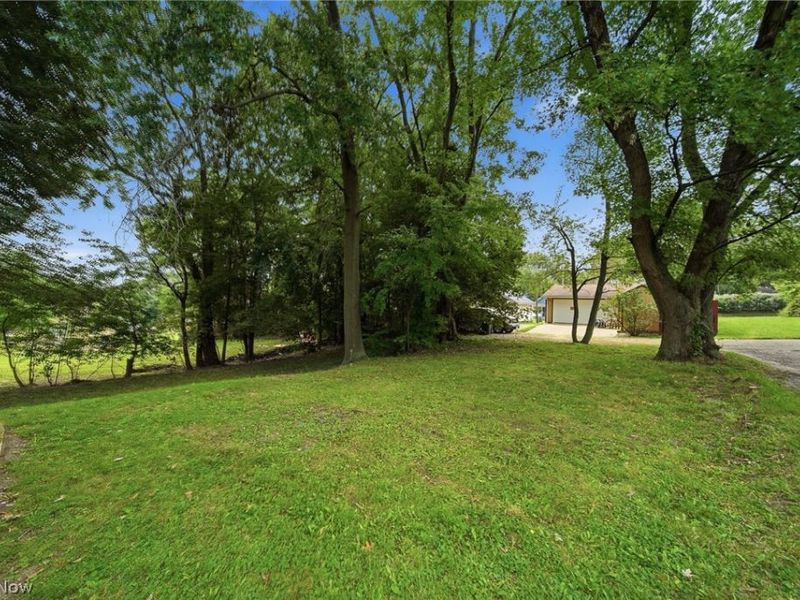 1512 Bonnot Place NE, Canton, OH 44705 Photo 33