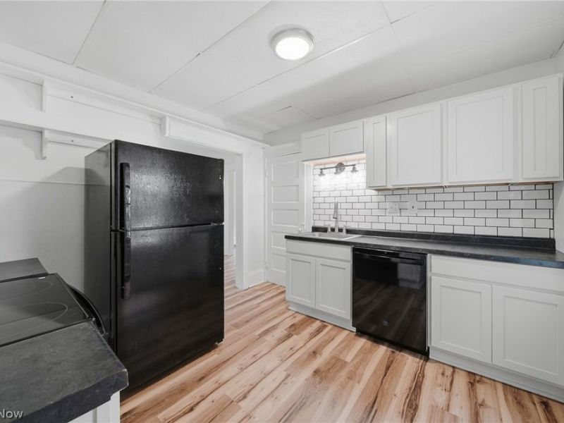 1512 Bonnot Place NE, Canton, OH 44705 Photo 4