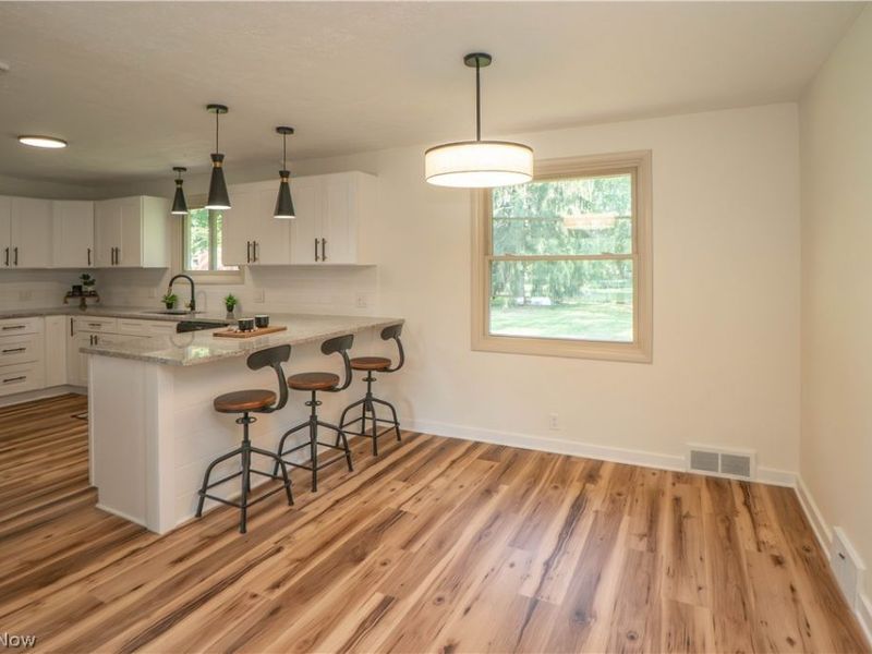 615 Summit Street SE, North Canton, OH 44720 Photo 8