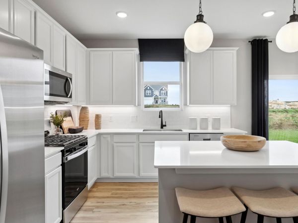 10390 Hadley Avenue S, Cottage Grove, MN 55016