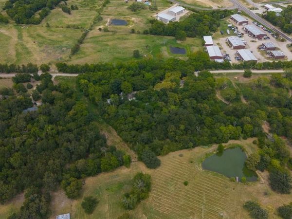 165 Private Road 6047, Wills Point, TX 75169