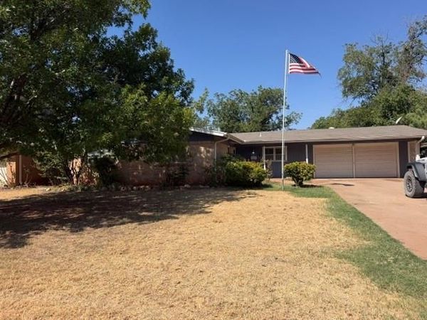 1414 N Willis Street , Abilene, TX 79603