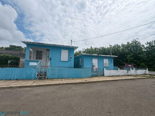 4 CALLE SANTA TERESA, Arroyo, PR 00714