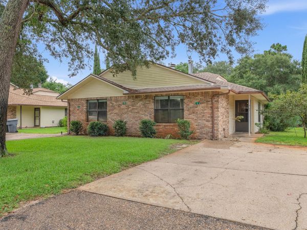 510 NW Parkview Road, Unit A & B, Fort Walton Beach, FL 32547