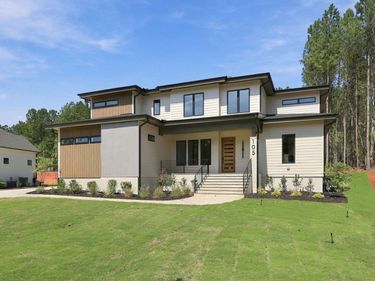 105 Spanish Oak Drive, Youngsville, NC 27596