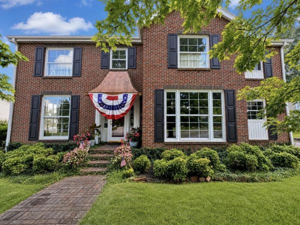 307 W Main St , Smithville, TN 37166