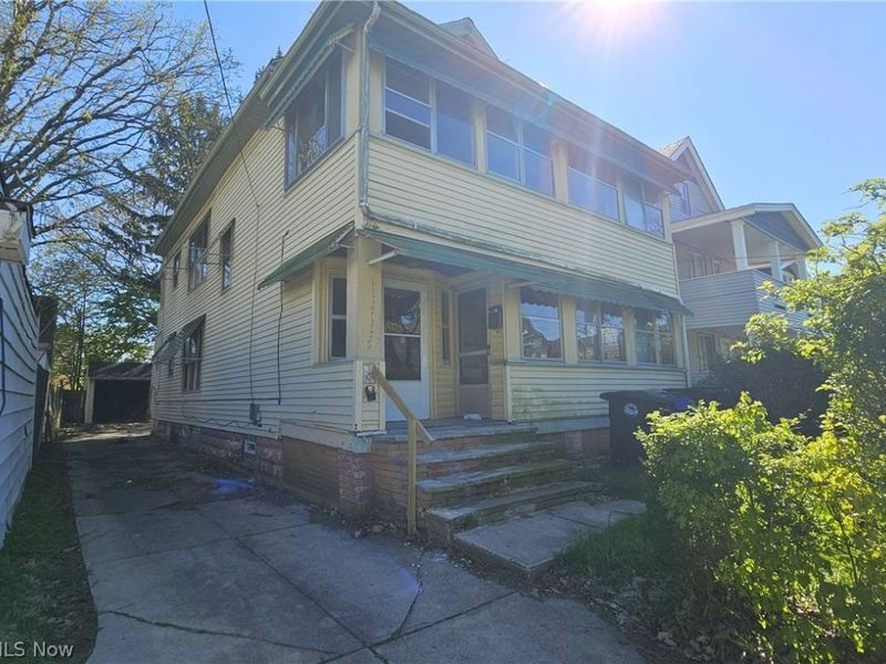 11213 Linnet Avenue, Cleveland, OH 44111 Photo 1
