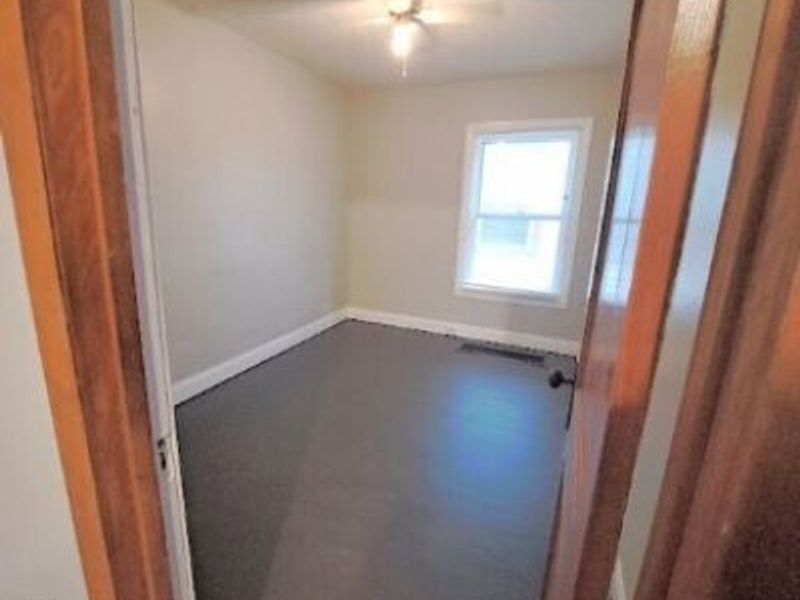 11213 Linnet Avenue, Cleveland, OH 44111 Photo 10