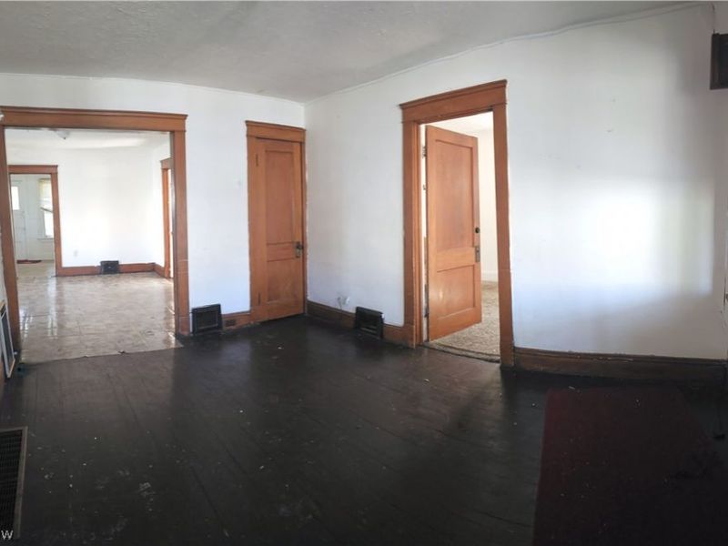 11213 Linnet Avenue, Cleveland, OH 44111 Photo 14