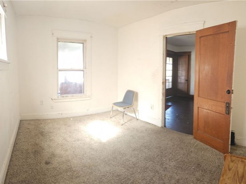 11213 Linnet Avenue, Cleveland, OH 44111 Photo 18