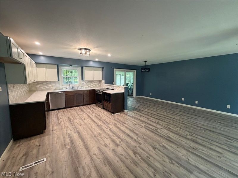1950 Woodland Drive, Columbiana, OH 44408 Photo 5